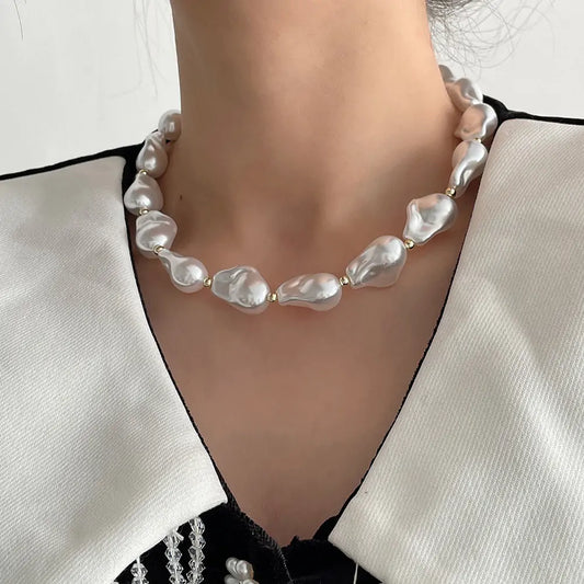 Majorelle Pearl Buckle Necklace